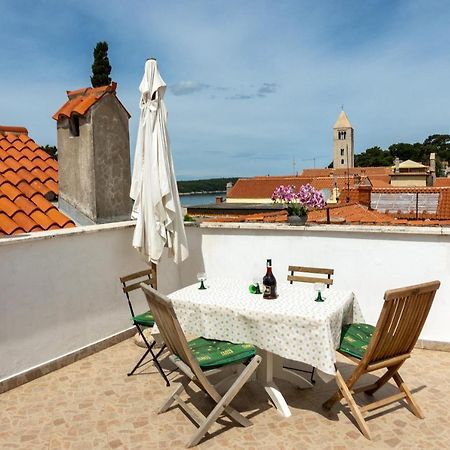 Luise - Four Towers Apartments Rab Town Extérieur photo