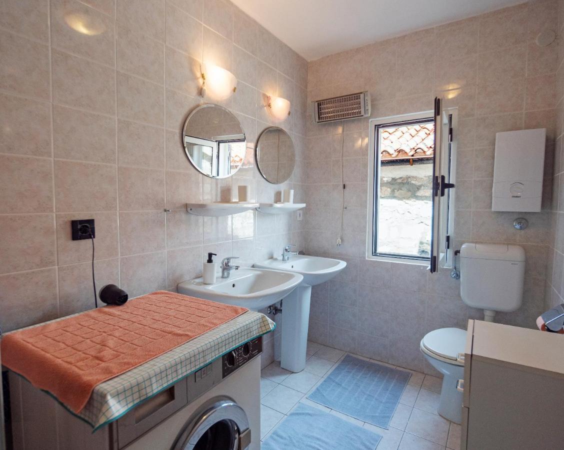Luise - Four Towers Apartments Rab Town Extérieur photo